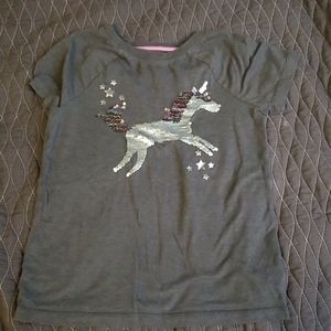 A gray flip t-shirt with unicorn
